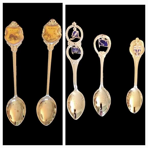 Set of Five Alaska State Souvenir Spoons. - Picture 1 of 12